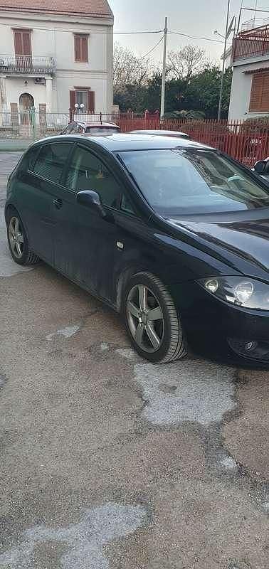 Usata Seat Leon Stylance 140 CV (102 kW) 2006 Nero Berlina
