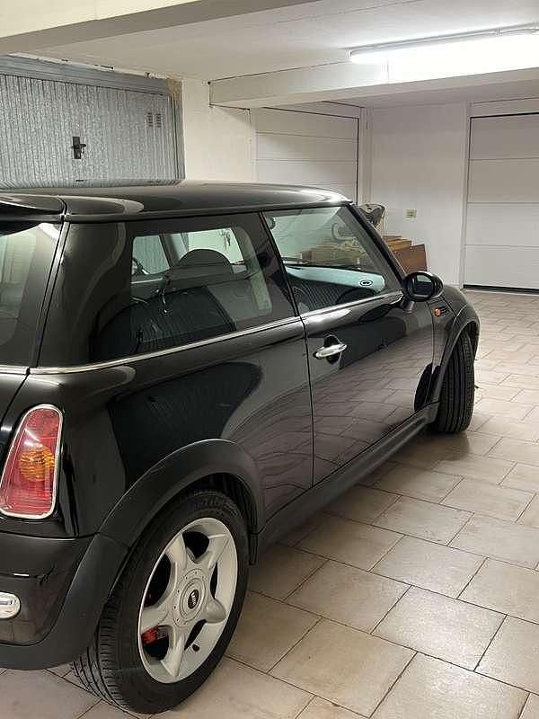Usata Mini One D 75 CV (55 kW) 2004 Utilitaria