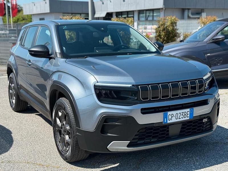 Usata Jeep Avenger Longitude 101 CV (74 kW) 2023 Grigio SUV