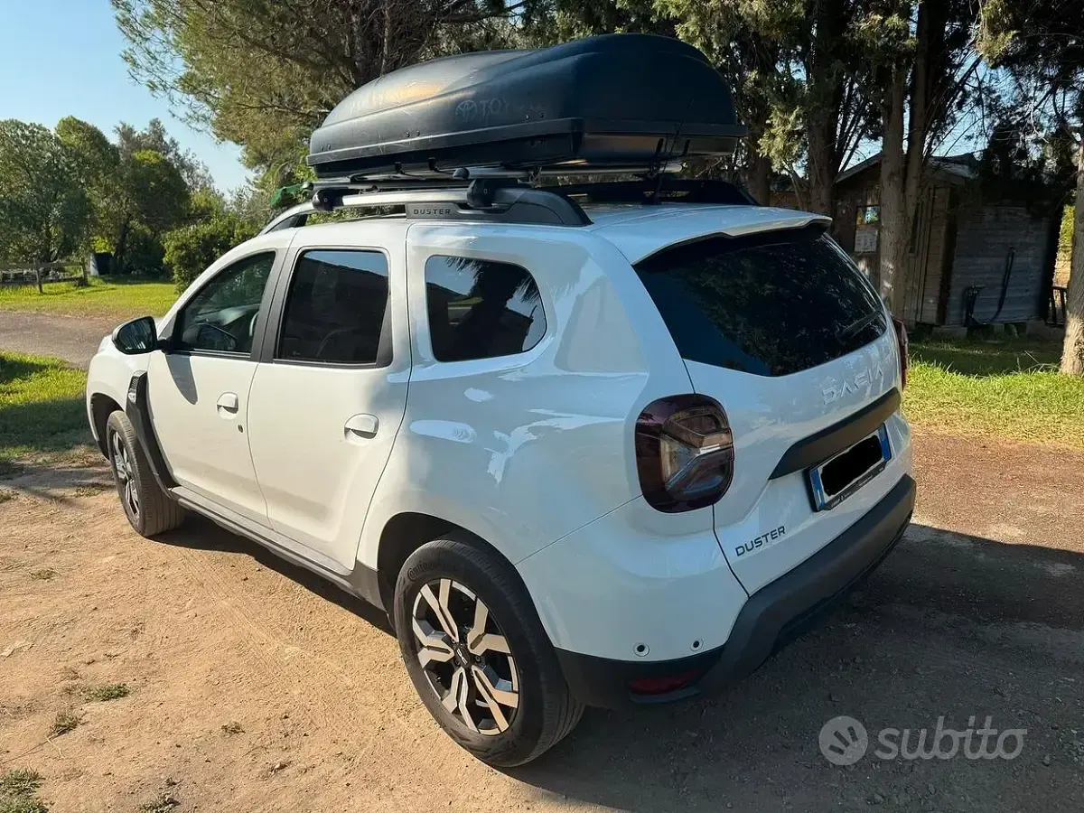 Usata Dacia Duster Journey 101 CV (74 kW) 2023 Bianco SUV