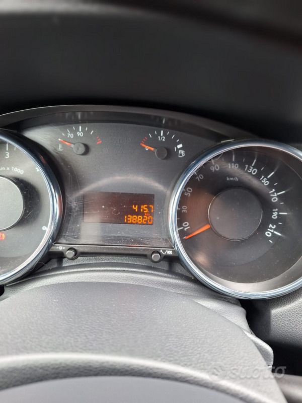 Venduto Peugeot 5008 5008 2.0 HDi 150. auto usate in vendita