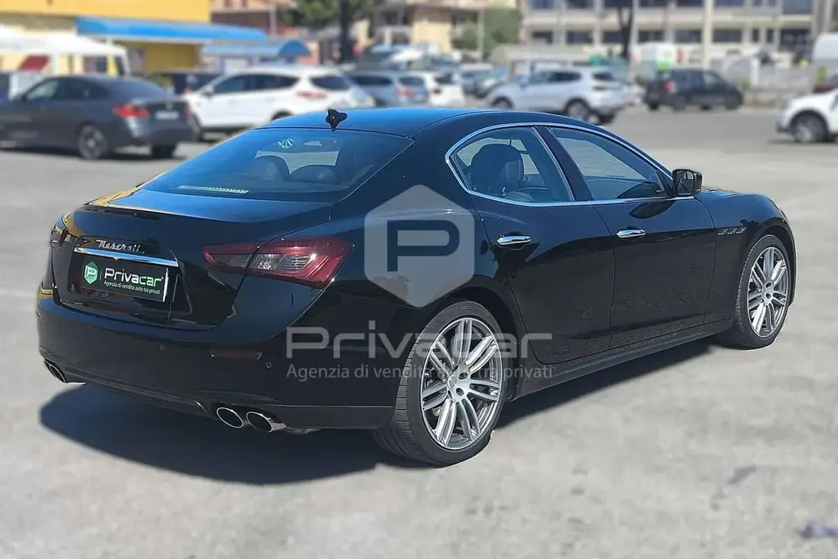 Usata Maserati Ghibli 330 CV (242 kW) 2016 Nero Berlina