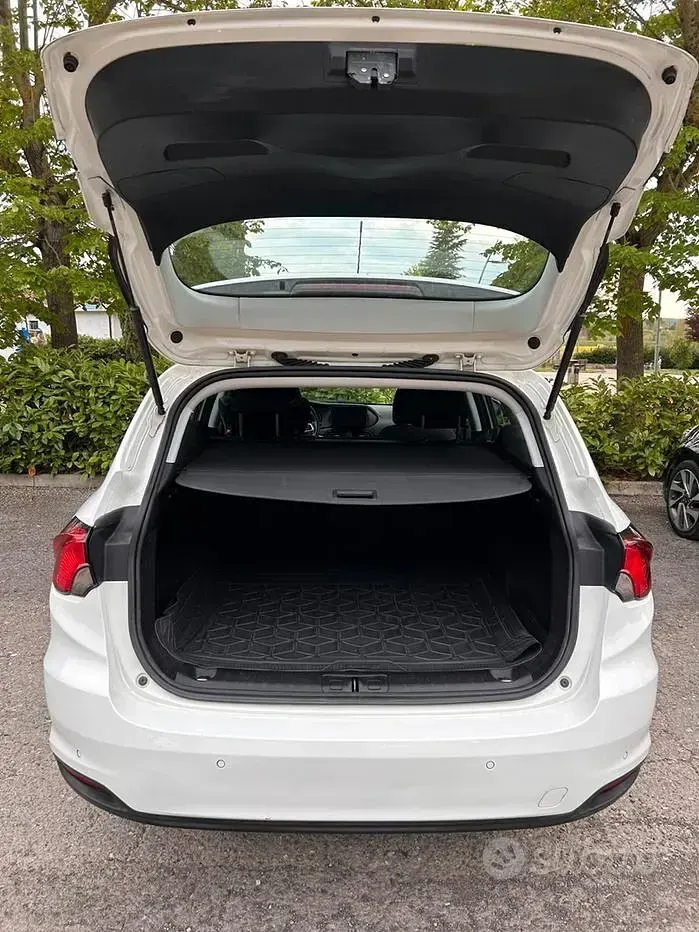 Usata Fiat Tipo 95 CV (69 kW) 2017 Bianco Station wagon