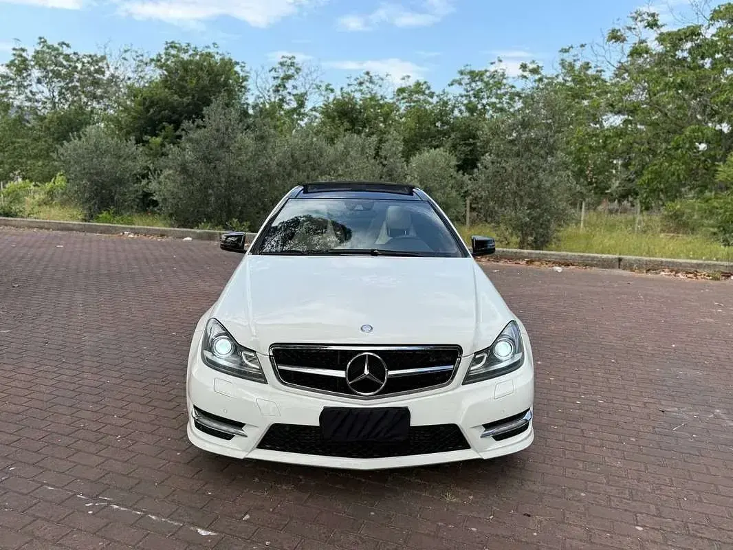 Usata Mercedes C220 Premium 170 CV (125 kW) 2012 Coupé