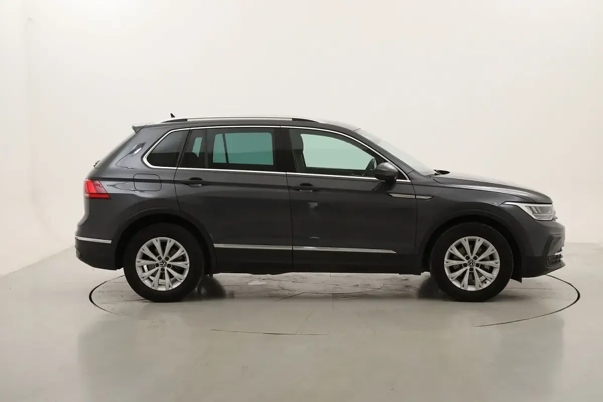 Usata VW Tiguan Life 122 CV (89 kW) 2023 SUV