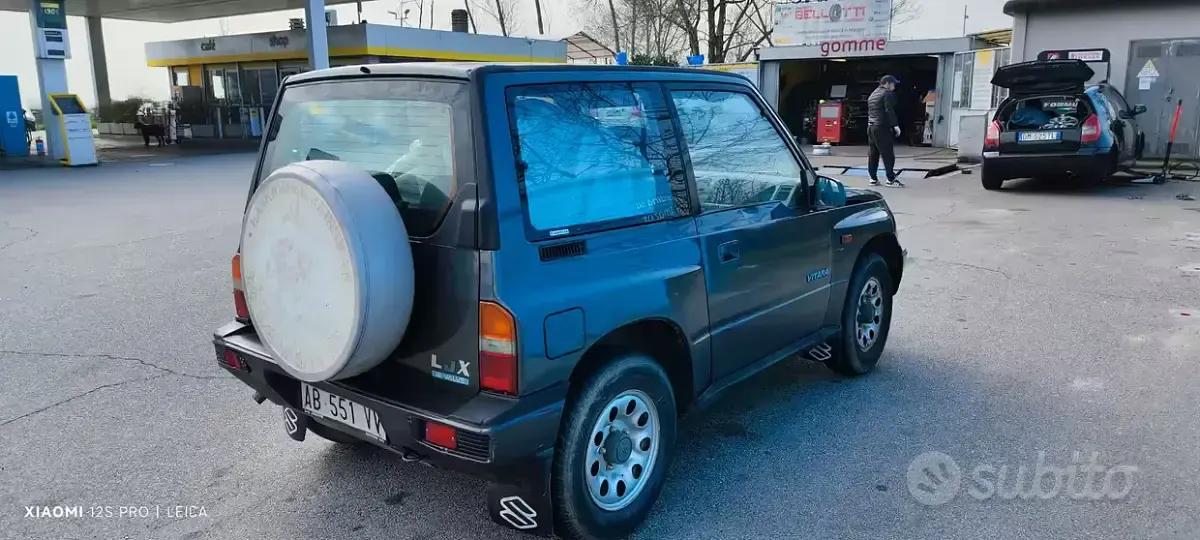 Usata Suzuki Vitara 96 CV (70 kW) 1994 Grigio Station wagon
