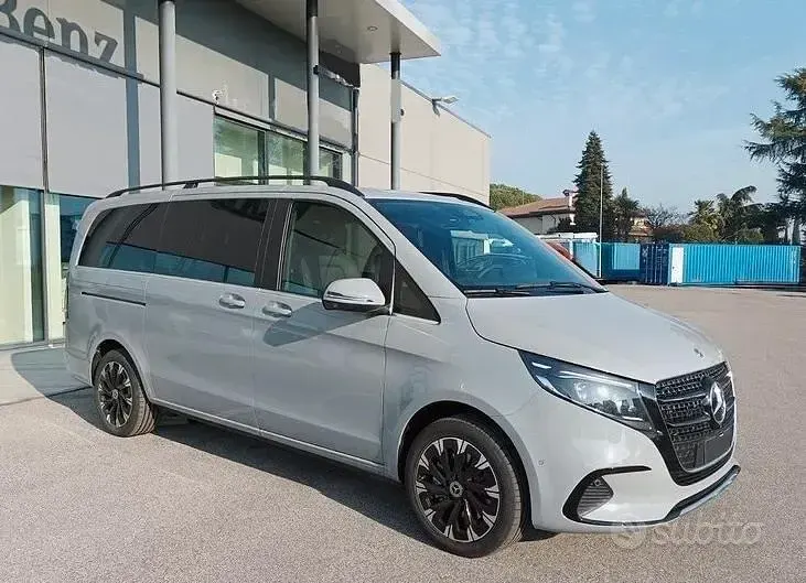 Nuova Mercedes V250 Avantgarde 190 CV (139 kW) 2026 Monovolume