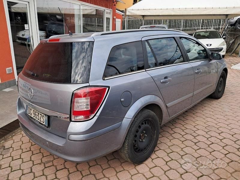 Usata Opel Astra 2007 Grigio Station wagon