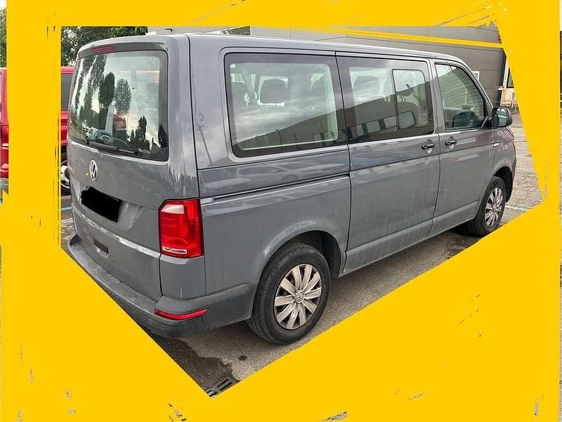 Usata VW Caravelle Comfortline 150 CV (110 kW) 2019 Grigio Furgone