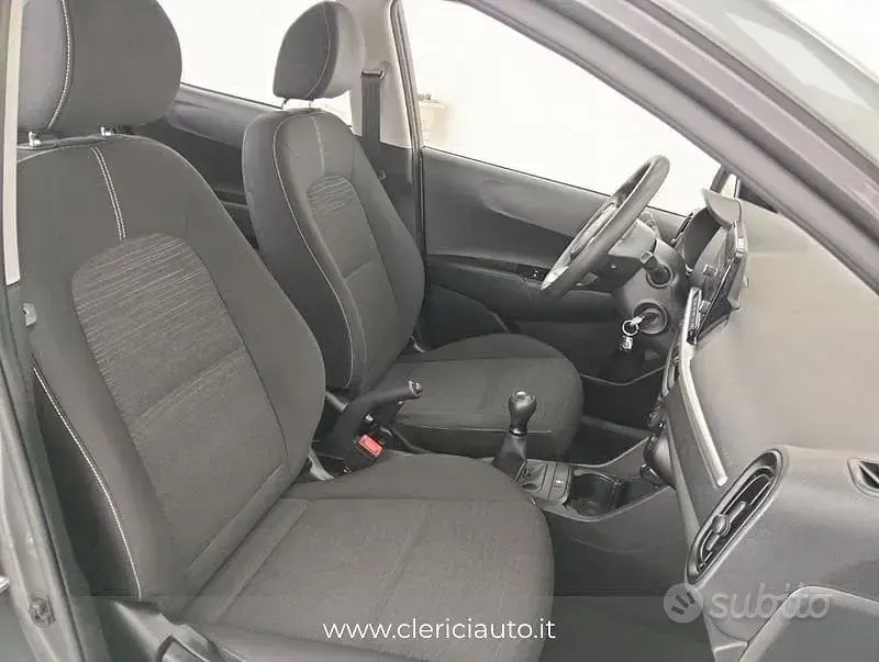 Begagnad Kia Picanto Urban 67 HK (49 kW) 2022 Grå Halvkombi