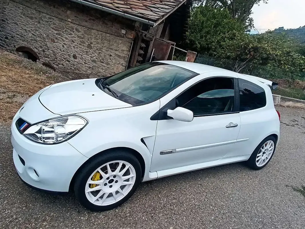 Usata Renault Clio II R.S. 197 CV (144 kW) 2008 Berlina
