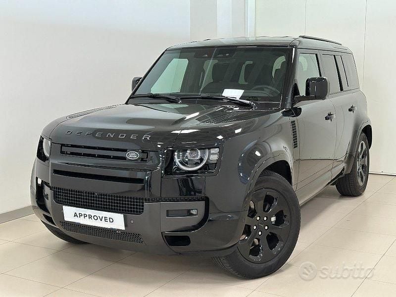 Usata Land Rover Defender SE Dynamic 200 CV (147 kW) 2025 Nero SUV