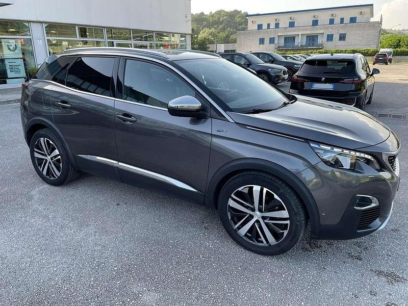 Usata Peugeot 3008 GT 177 CV (130 kW) 2018 Grigio SUV