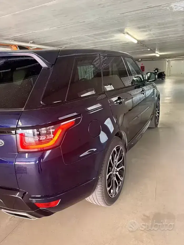 Usata Land Rover Range Rover Sport HSE 249 CV (183 kW) 2021 Bluazzurro SUV