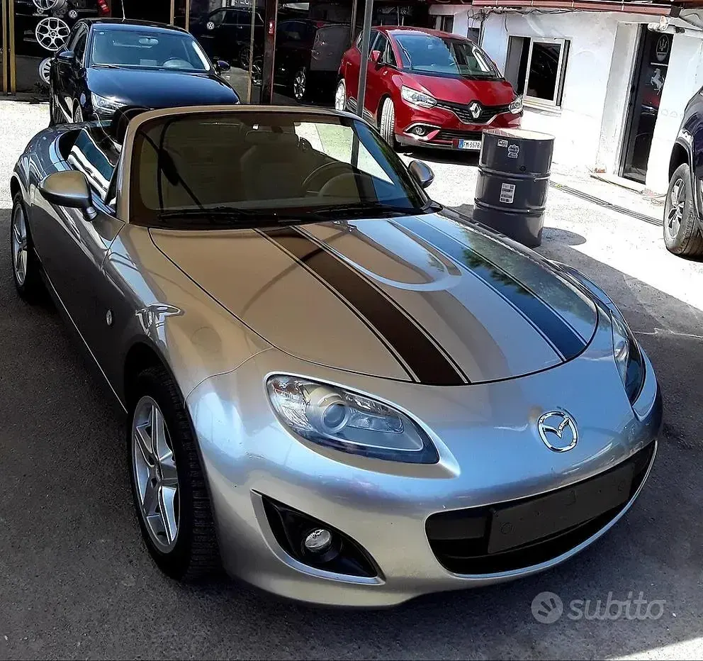 Usata Mazda MX5 116 CV (85 kW) 2010 Grigio Cabrio