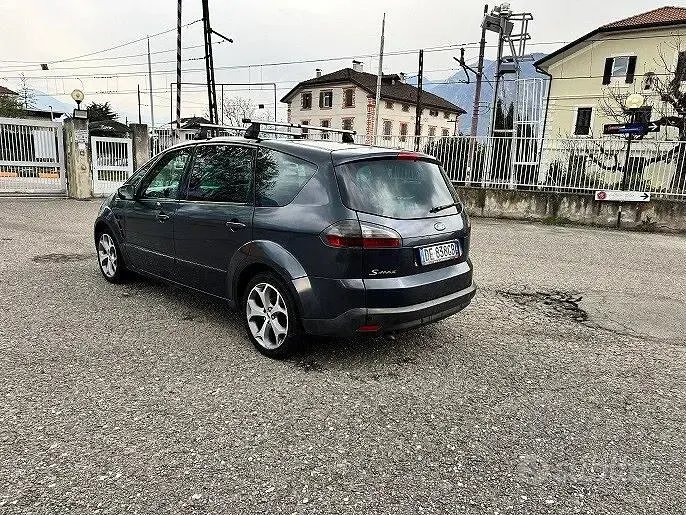 Usata Ford S-MAX S 140 CV (102 kW) 2006 Nero Monovolume