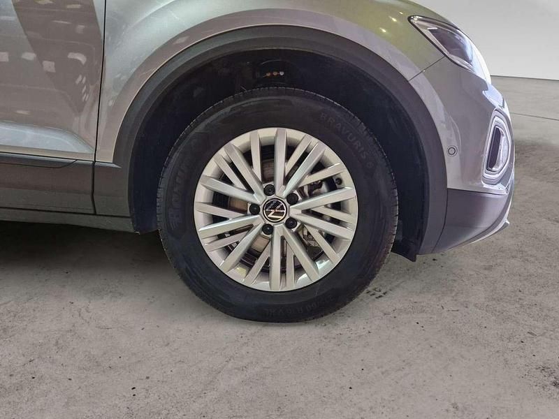 Usata VW T-Roc Life 116 CV (85 kW) 2025 Pyrit silver metallizzato nero SUV