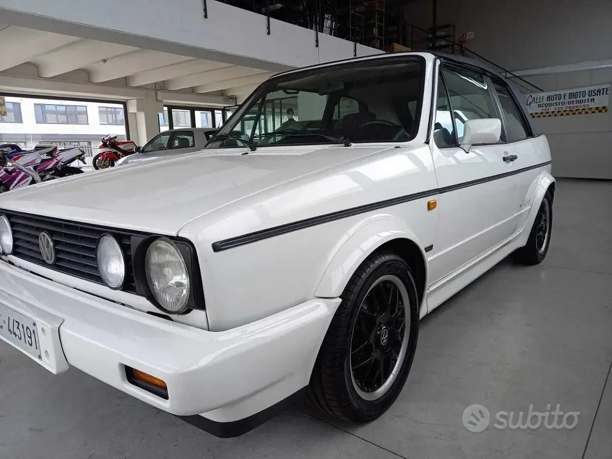 Usata VW Golf Cabriolet 98 CV (72 kW) 1993 Bianco Cabrio