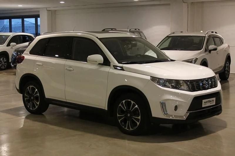 Usata Suzuki Vitara 140 CV (102 kW) 2020 Bianco SUV