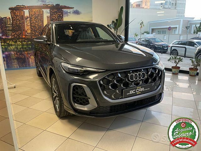 Nuova Audi Q5 S-Line 204 CV (150 kW) 2025 Grigio SUV