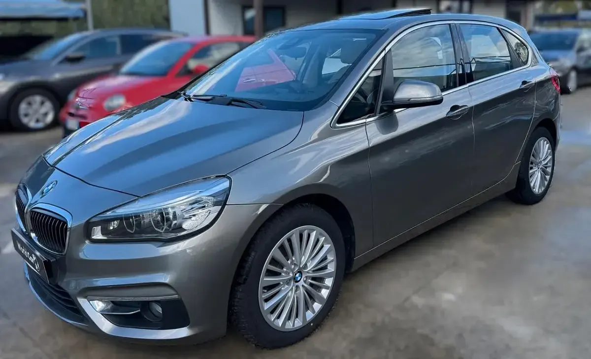 Usata BMW 218 Luxury Line 150 CV (110 kW) 2014 Oro Coupé