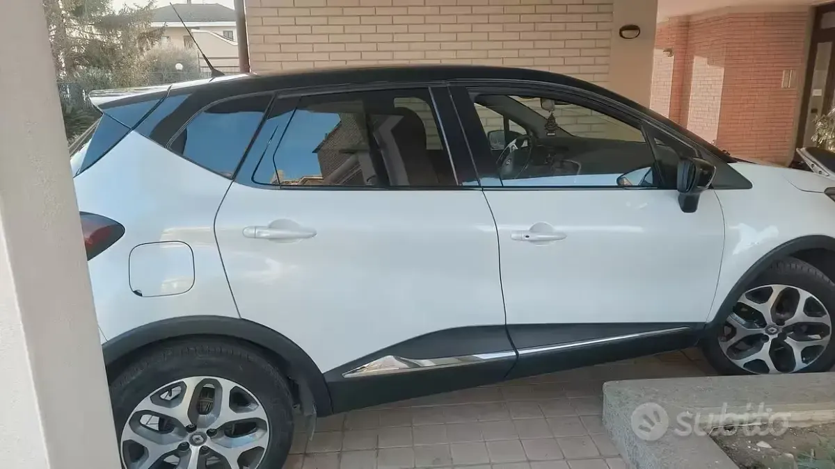 Usata Renault Captur 90 CV (66 kW) 2018 Bianco SUV