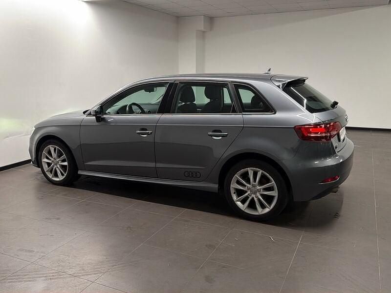Usata Audi A3 Sportback Comfort 110 CV (80 kW) 2017 Grigio Utilitaria