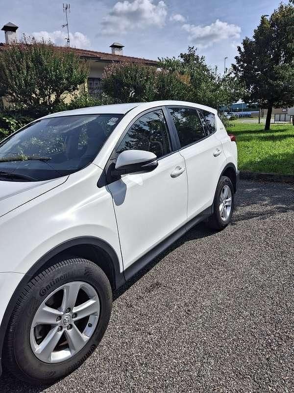 Usata Toyota RAV4 Style 124 CV (91 kW) 2014 SUV