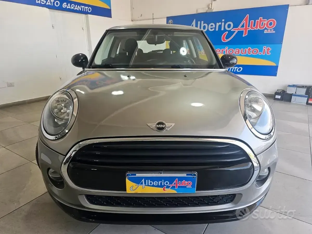 Usata Mini One D Hype 95 CV (69 kW) 2016 Grigio Utilitaria