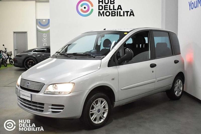 Usata Fiat Multipla Active 103 CV (75 kW) 2006 Argento Monovolume