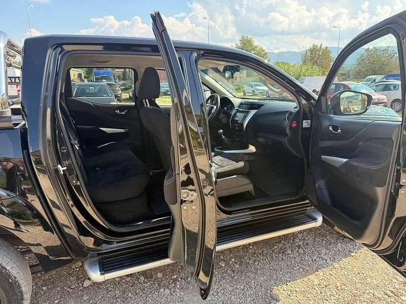 Usata Nissan Navara 190 CV (139 kW) 2017 Nero Pick-up