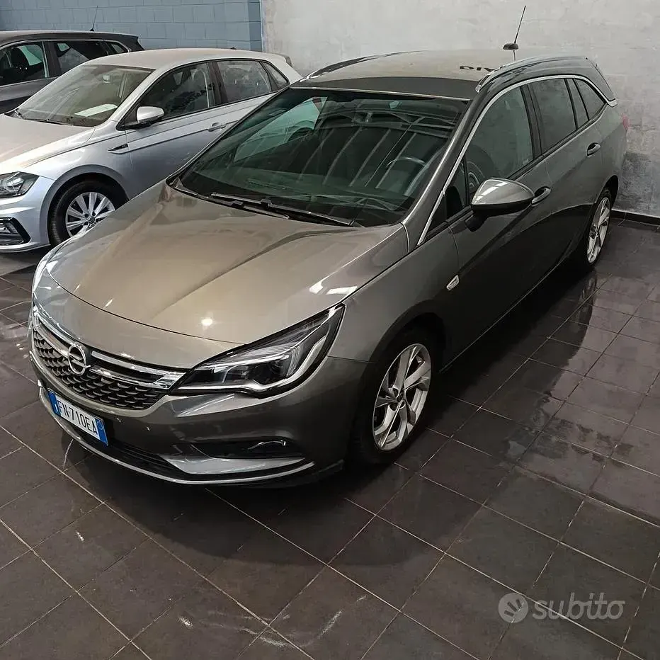 Usata Opel Astra 110 CV (80 kW) 2018 Grigio Station wagon