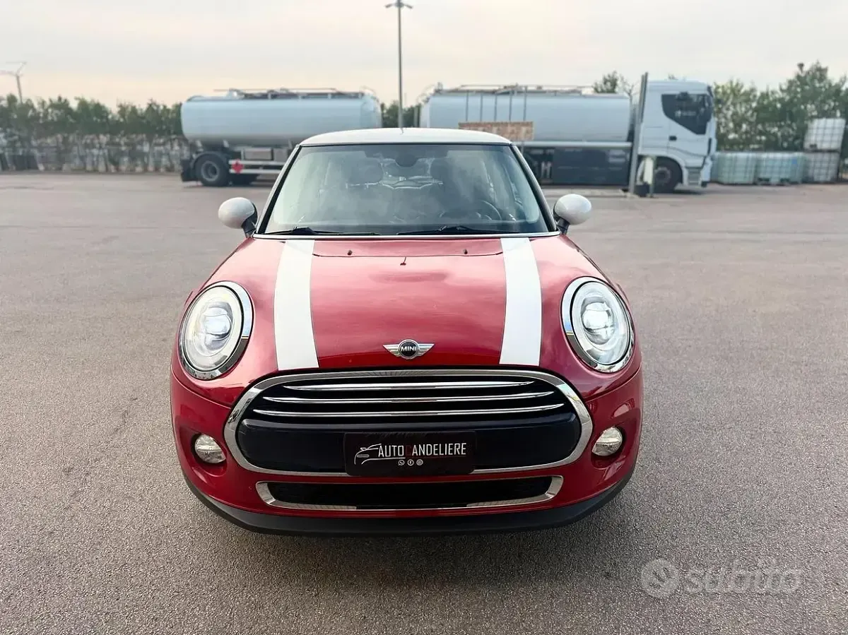 Usata Mini Cooper D 116 CV (85 kW) 2014 Rosso Utilitaria