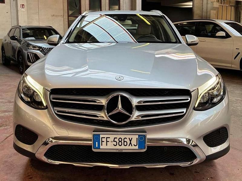 Usata Mercedes GLC220 Exclusive 170 CV (125 kW) 2016 Iridium silver SUV