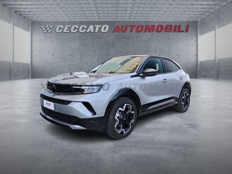 Grigio Nuova 2025 Opel Mokka SUV | 23.023 € (Ottimo prezzo) - Immagine 1/4