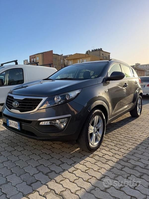 Usata Kia Sportage 116 CV (85 kW) 2011 Marrone SUV