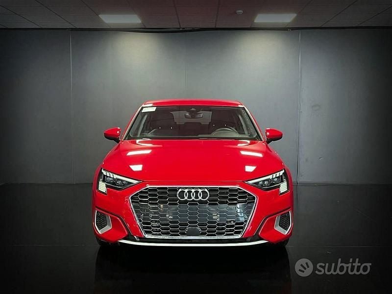 Usata Audi A3 Business 190 CV (139 kW) 2023 Rosso Berlina