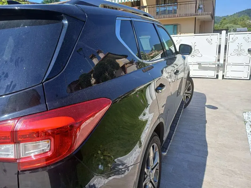 Usata SsangYong Rexton 177 CV (130 kW) 2017 SUV