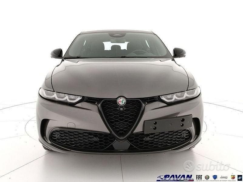Usata Alfa Romeo Tonale Sprint 131 CV (96 kW) 2024 Grigio SUV