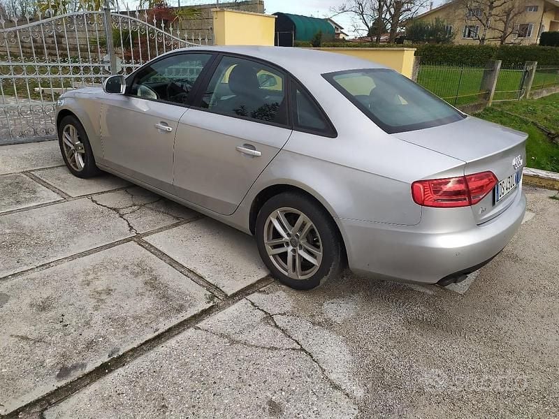 Usata Audi A4 143 CV (105 kW) 2009 Grigio Berlina