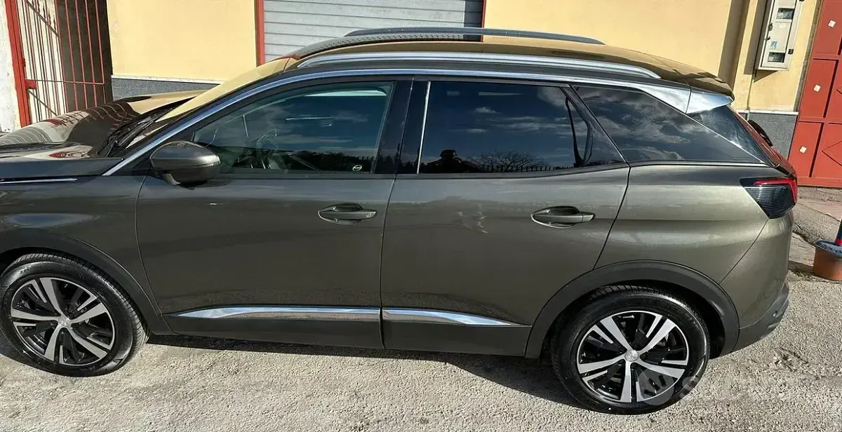 Occasion Peugeot 3008 120 ch (88 kW) 2020 Vert SUV