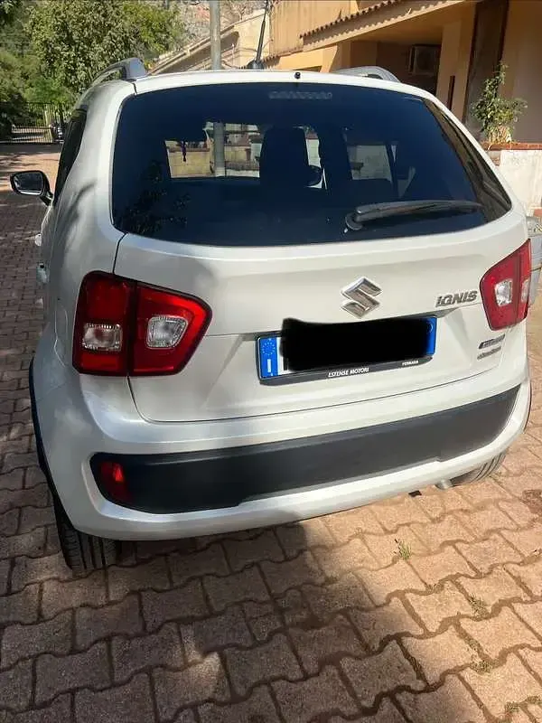 Usata Suzuki Ignis 90 CV (66 kW) 2019 Bianco SUV