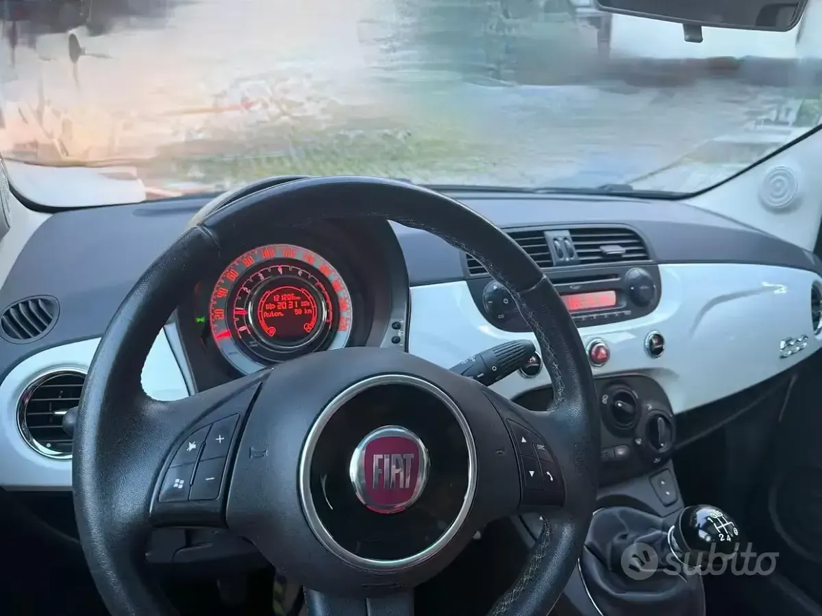 Usata Fiat 500 69 CV (50 kW) 2011 Bianco Utilitaria