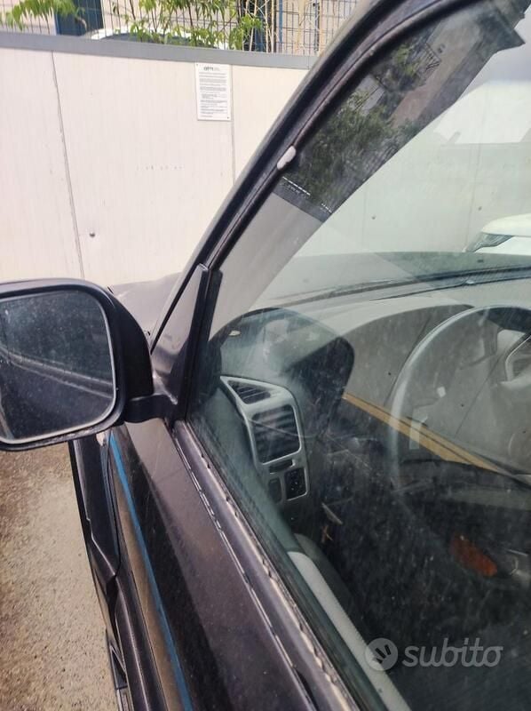 Usata 2005 Mitsubishi Pajero SUV | 8500 € (Buon prezzo) - Immagine 1/1