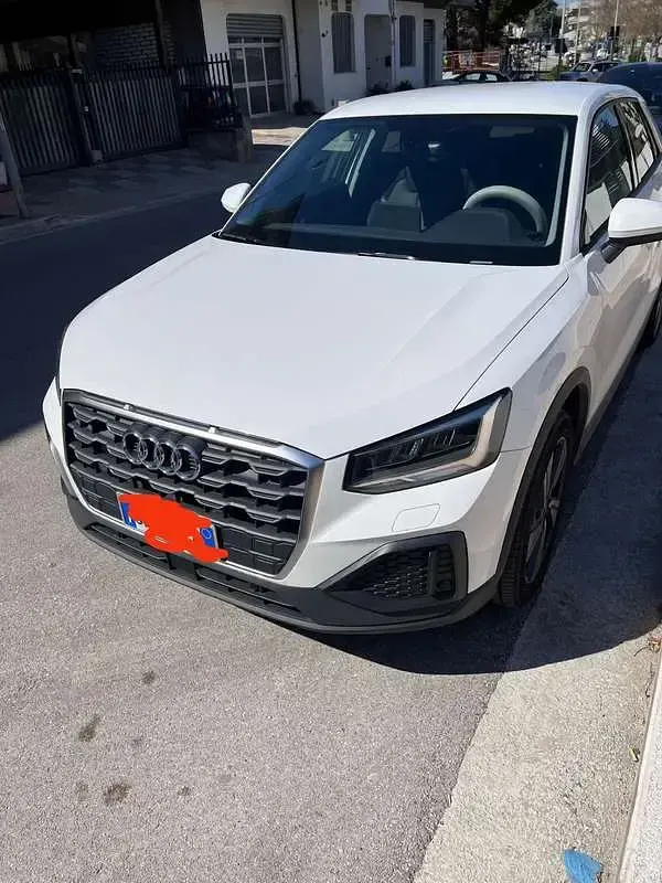 Usata Audi Q2 Advanced 150 CV (110 kW) 2023 Bianco SUV