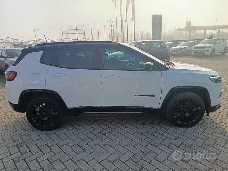 Usata Jeep Compass Summit 131 CV (96 kW) 2024 Bianco SUV