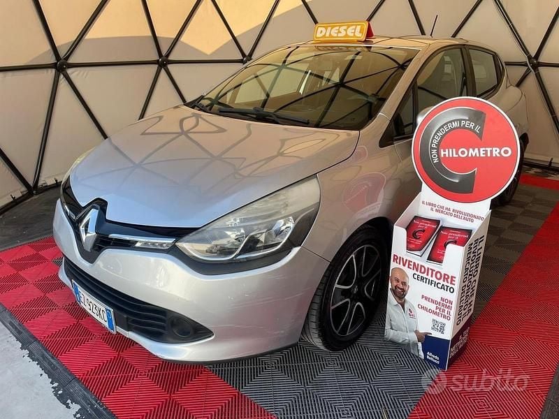 Usata Renault Clio IV 75 CV (55 kW) 2015 Grigio Berlina