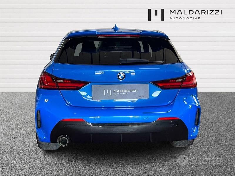 Usata BMW 116 M Sport 116 CV (85 kW) 2021 Blu Utilitaria