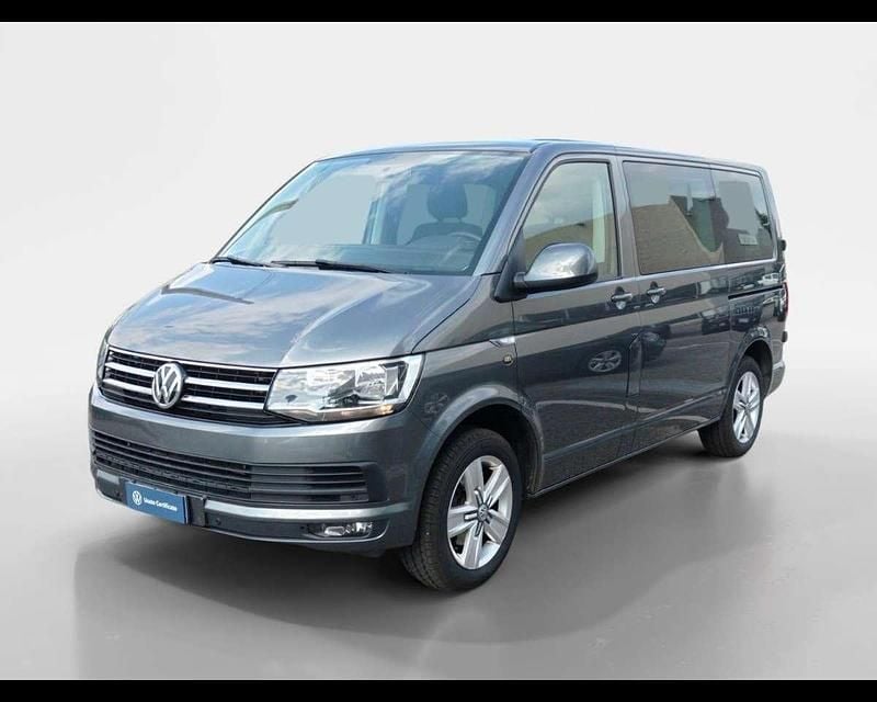 Usata VW T6 150 CV (110 kW) 2018 Grigio medio met. Furgone
