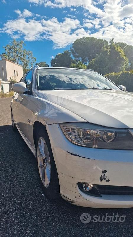 Usata BMW 316 Efficient Dynamics 116 CV (85 kW) 2012 Bianco Station wagon
